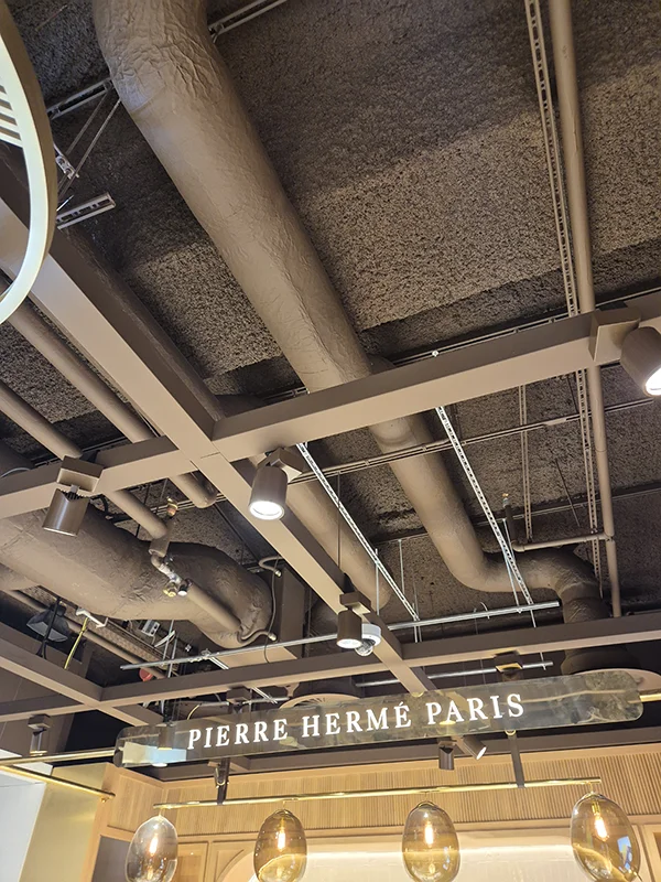 Latex Spuiten Uithoorn - Schiphol - Chocolate House