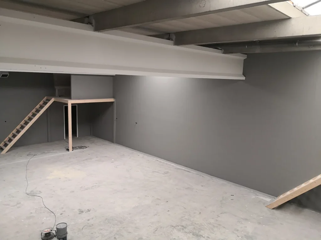 latex spuiten uithoorn - nieuwbouw - bedrijfsunit - stuc - latex spuiten